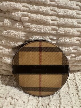 Burberry Beige and Black Round Card & Coin Holder